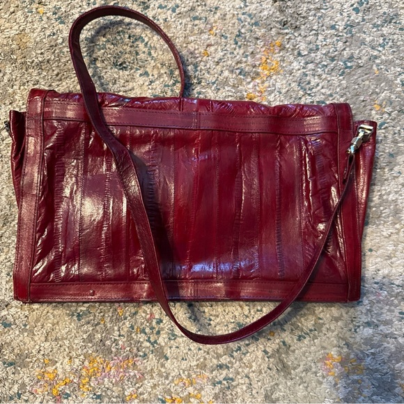 VINTAGE Eel Skin Shoulder Bag Burgundy Red 1980s Purse Handbag - Picture 8 of 8